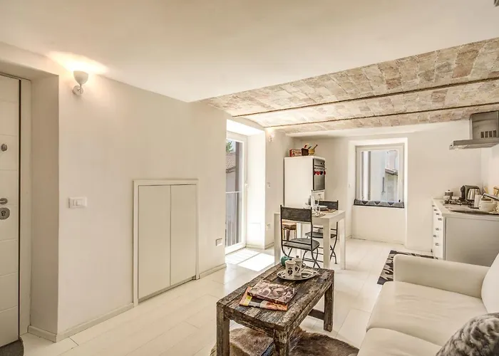 Di Design Con Vista Sui Monti アパート *