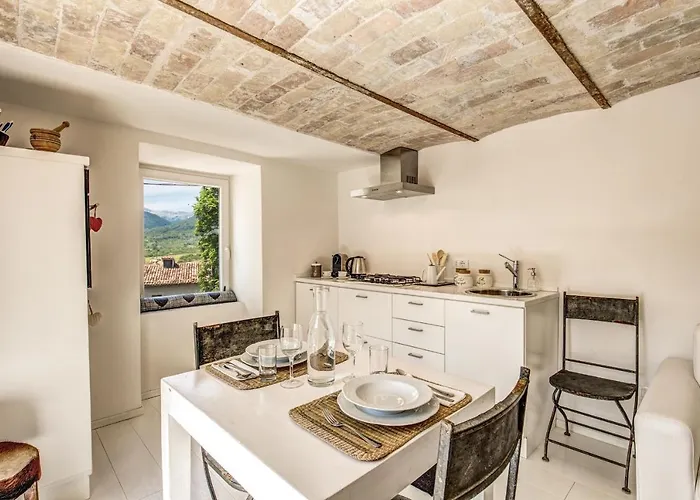 Di Design Con Vista Sui Monti Rocca di Mezzo