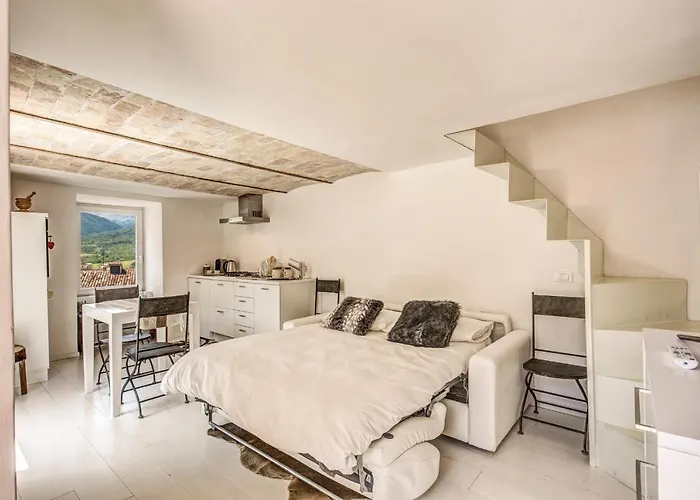 アパート Di Design Con Vista Sui Monti ロッカ・ディ・メッツォ