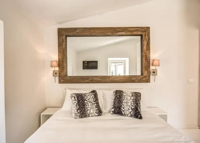 Di Design Con Vista Sui Monti アパート